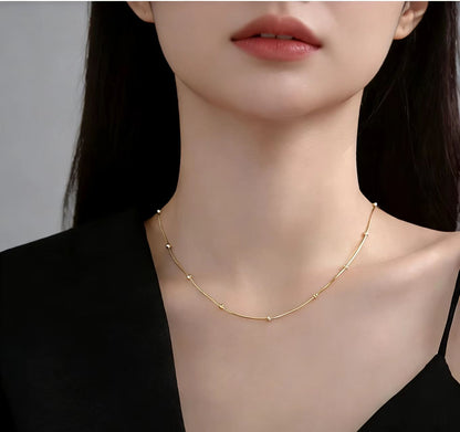 Collar con Cuentas Redondas